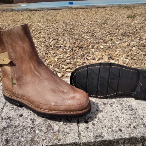 Bota Hebilla suela neumático